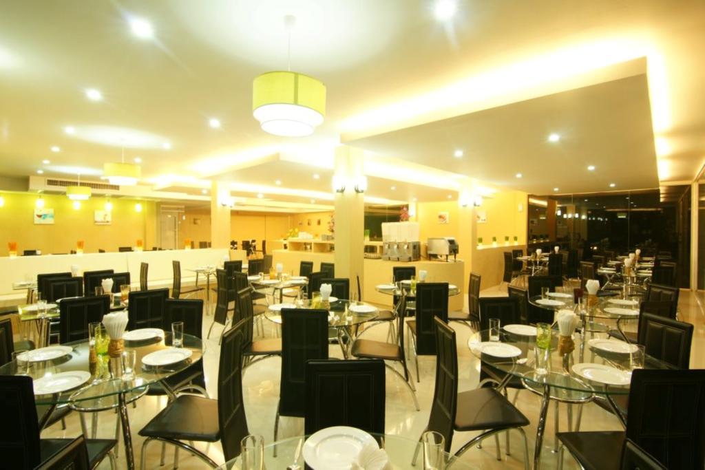 Dragon Beach Resort Jomtien Pattaya 외부 사진